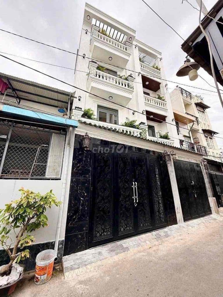 Nhà đẹp Gò Vấp 64M2 4 Tầng Có thang máy chỉ 8 tỷ nhỉnh.