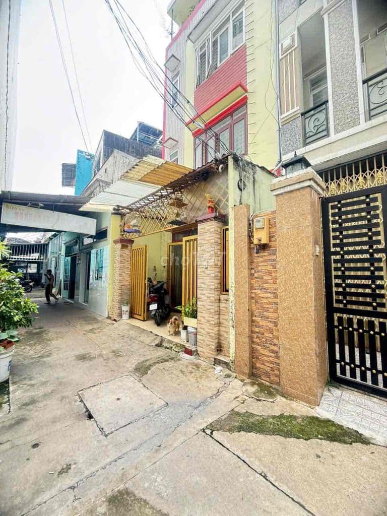 👉🏻Chủ gửi: nhà 1tret 3 lầu cách Lê Văn Thịnh chỉ 20m 👉🏻DT 6 - Ảnh 2