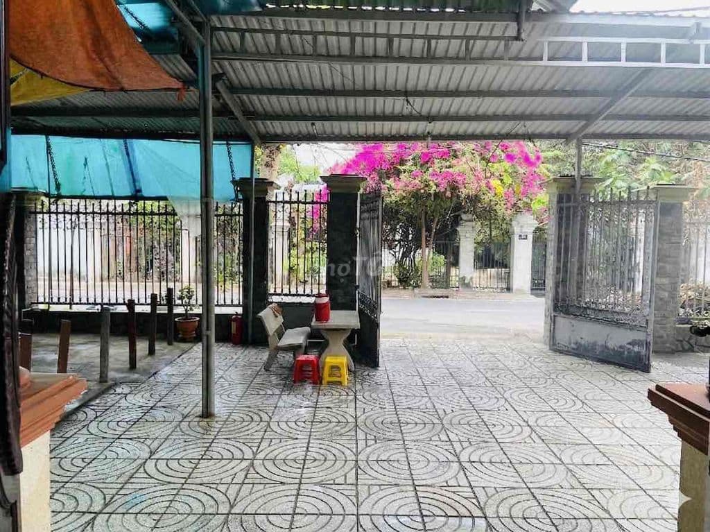 CHỈ 28tr/m2 BÁN BIỆT THỰ 352m2 XUÂN THỚI THƯỢNG , NGANG 15m , SHR