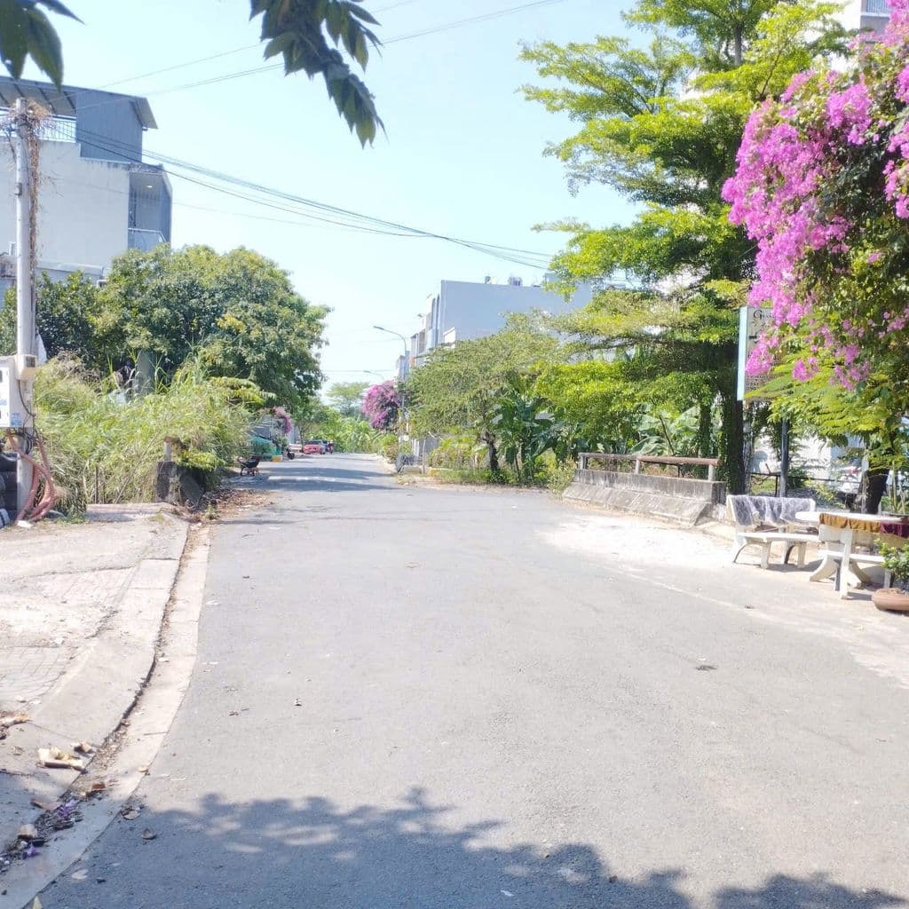 Chuyên bán đất nền KDC Nam Long, P. Phước Long, TP.HCM giá ***