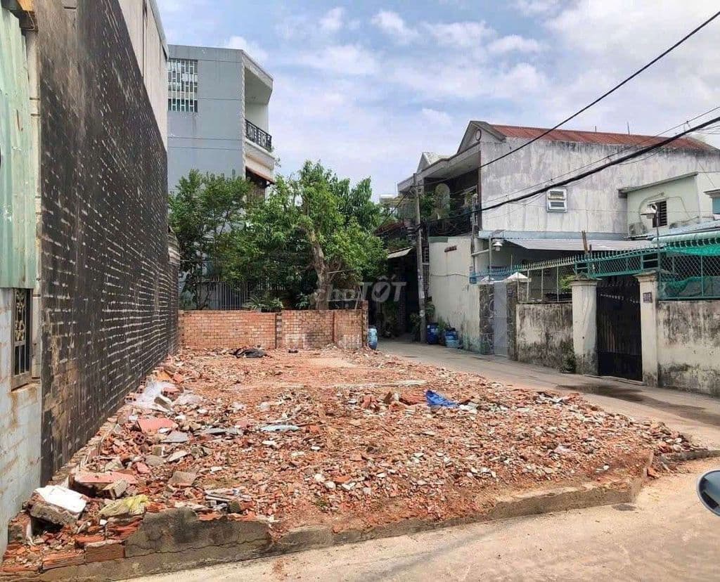 Lô đất góc 2MT ngang 6,7 ngay Hoàng Diệu 2