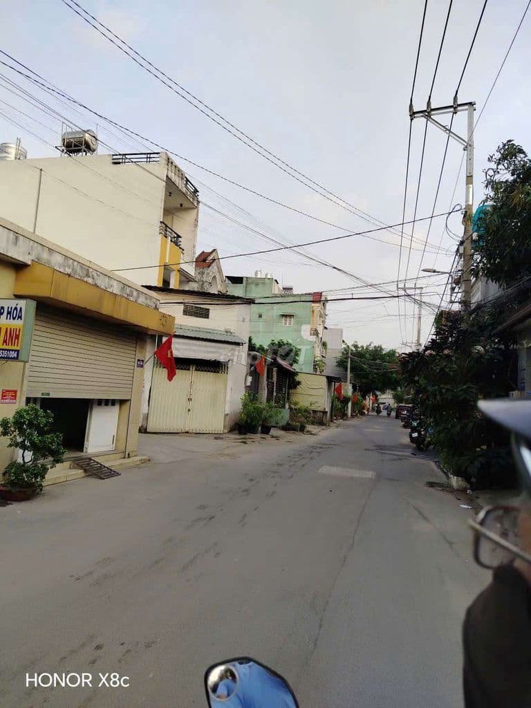 100M2 NHÀ MẶT TIỀN ĐƯỜNG 8M THÔNG - QUẬN 12