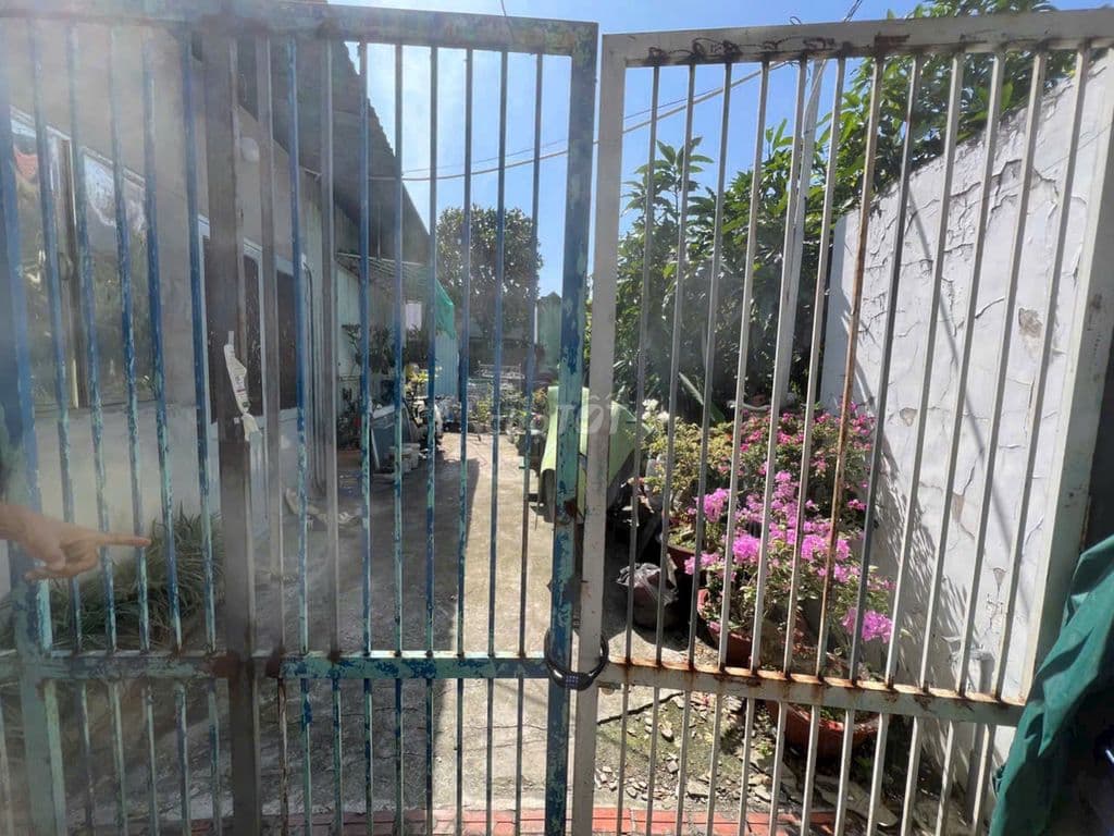 Chủ cần bán lô đất tiện xây trọ hoặc căn hộ dịch vụ tại Q2