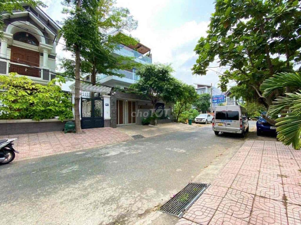 Giảm 500 triệu! Bán Lô đất cực đẹp 4x20, đường rộng 12m Đặng Thùy Trâm