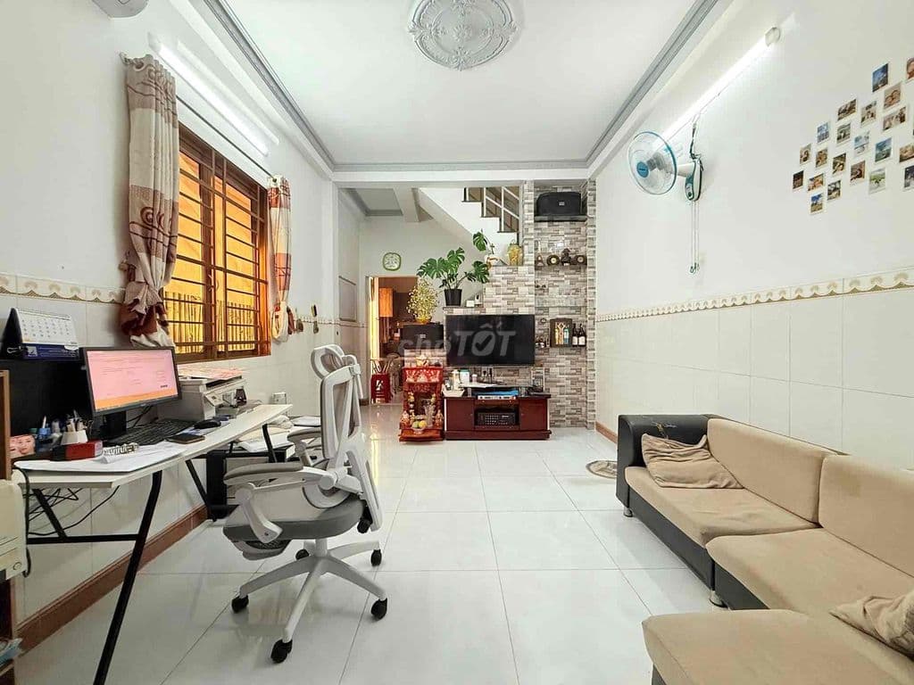 NHÀ ĐẸP LÊ HOÀNG PHÁI - GV 3 tầng - Tặng nội thất - 5,6 tỷ - Ảnh 3