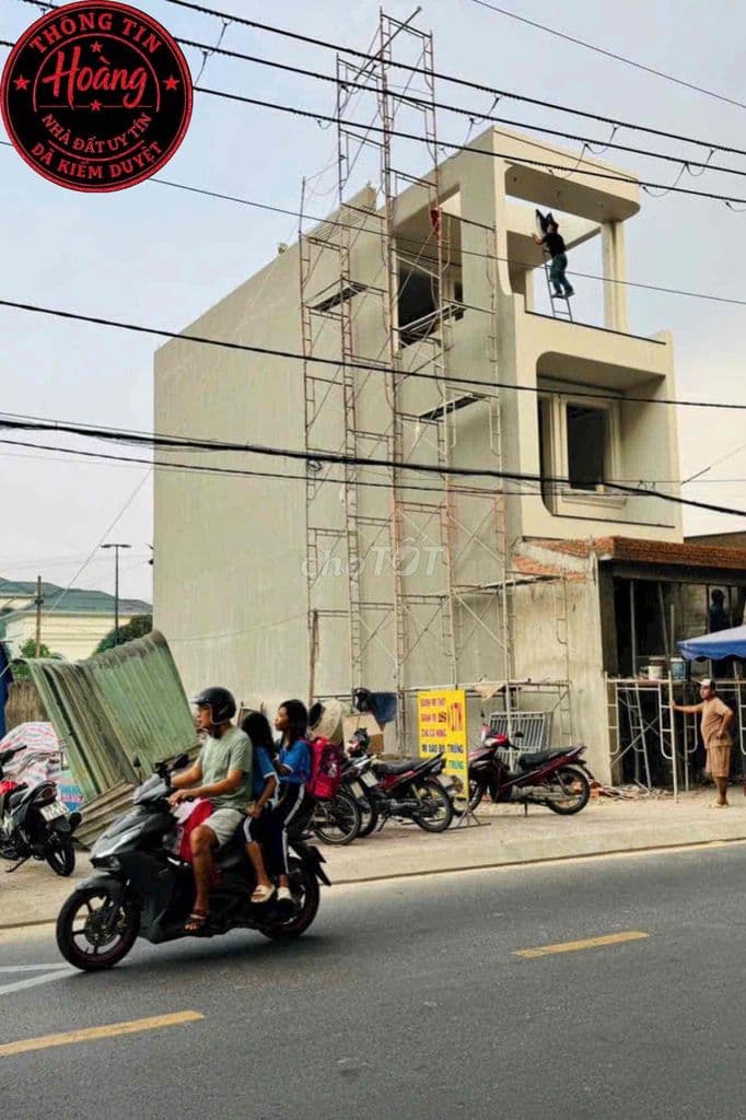 NGAY GIỮA LÒNG THỊ TRẤN CỦ CHI CHỈ 550tr LÀM CHỦ LÔ MẶT TIỀN ĐẸP - Ảnh 2