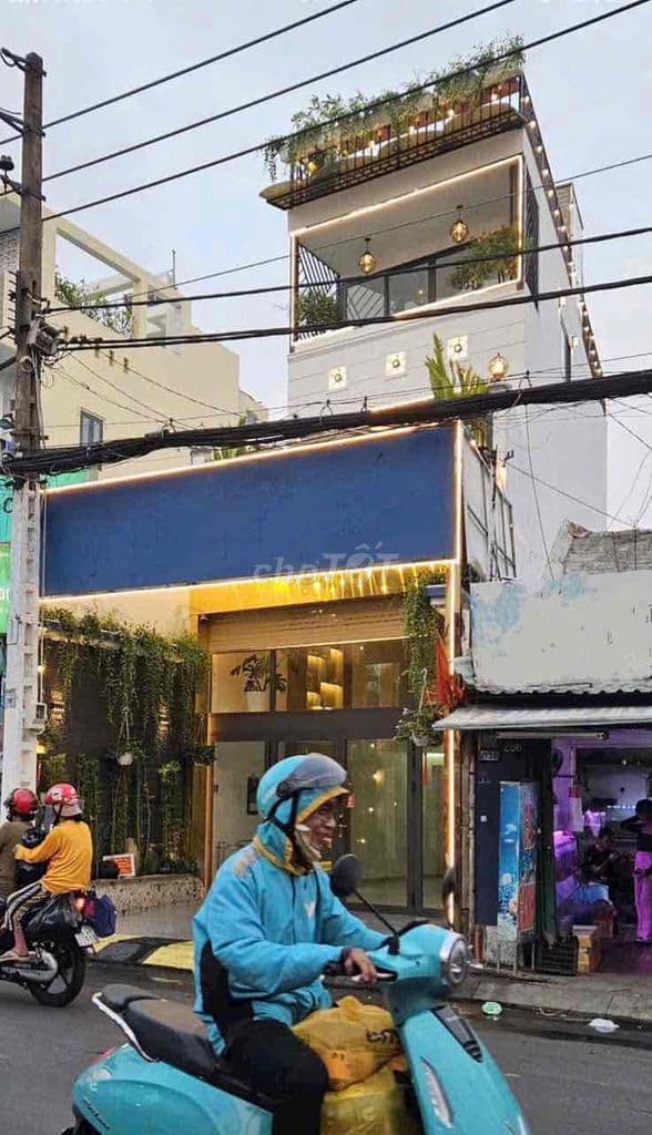 Cần bán gấp luôn siêu phẩm 4 tầng MTKD Phan Văn Trị, 53m2 hơn 12 tỷ