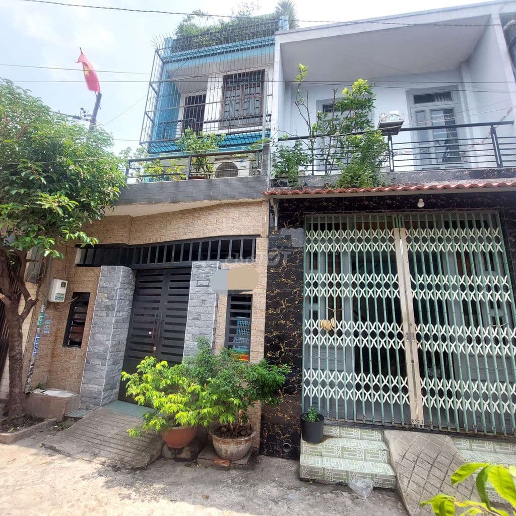 Nhà 4x19 ,4 tầng ,hẻm ôtô kế Lạc Quang Trường Chinh Cầu Tham Lương