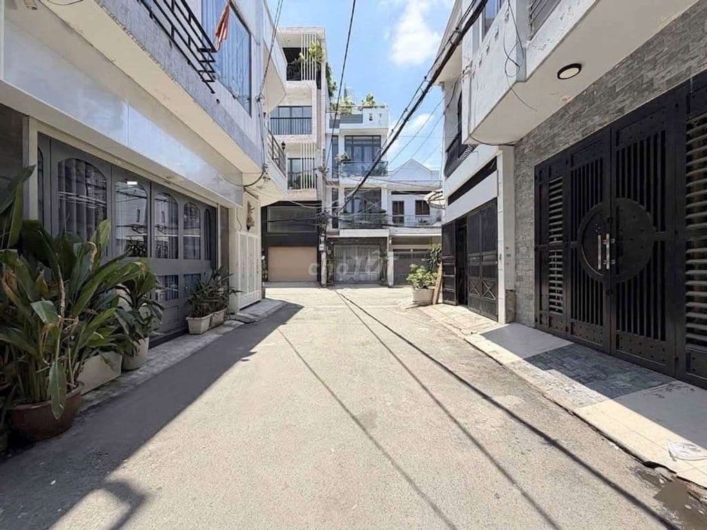Nhà hẻm xe tải 7m, 60m2, 3 tầng Phan Văn Trị, chỉ 11,9 tỷ - Ảnh 2