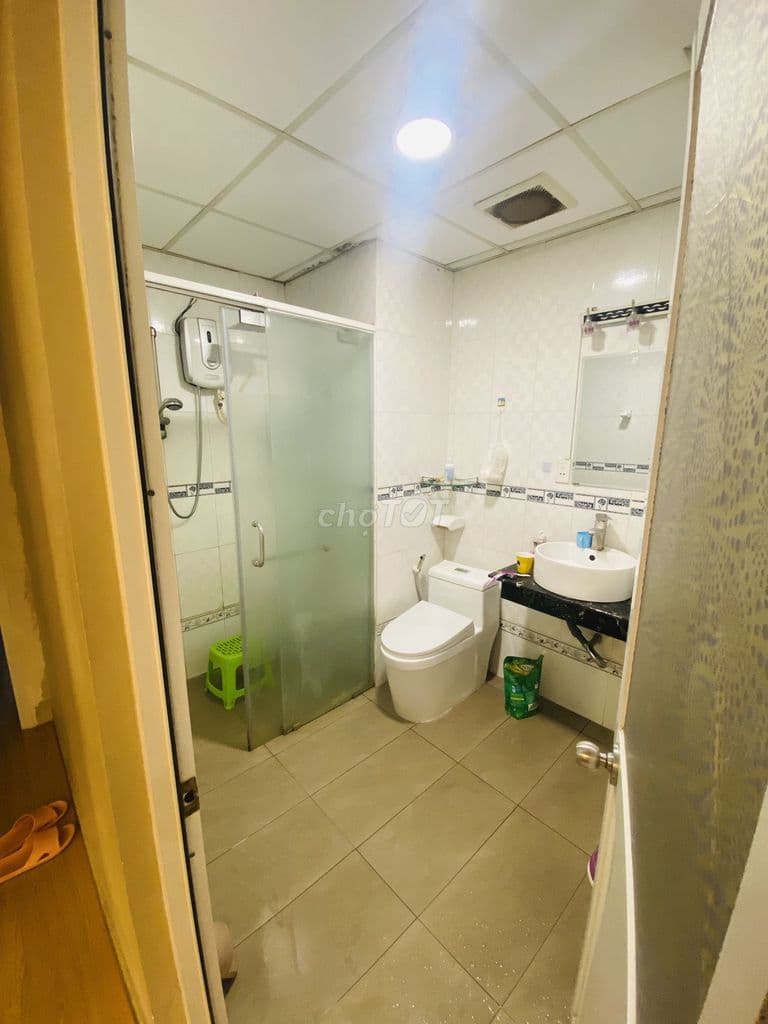 Cần bán căn hộ chung cư 1050 - Block B - View Landmark - 2 Tỷ 850 - Ảnh 3