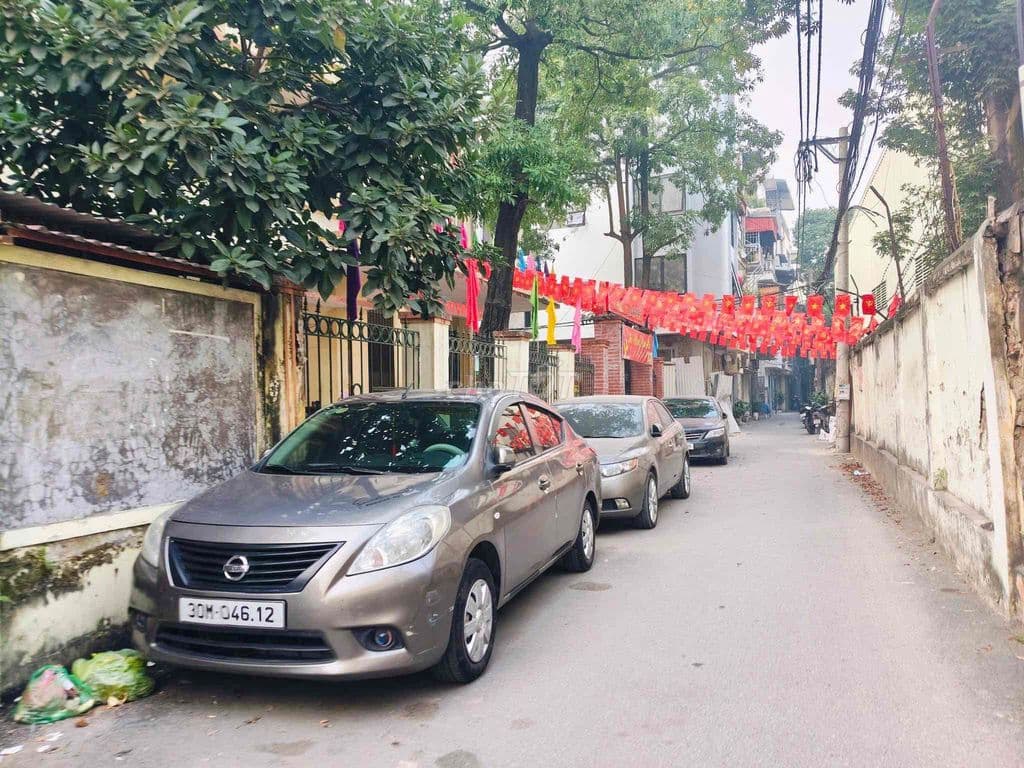 Bán nhà Giáp Nhất,Thanh Xuân - 34m2x5T - ngõ rộng,thông - chắc chắn