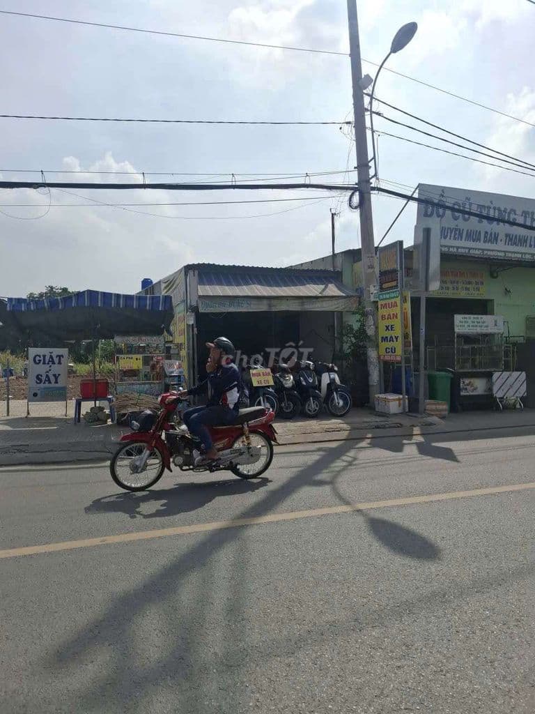 Bán nhà cấp 4 mặt tiền đường hà huy giáp phường thạnh lộc 12