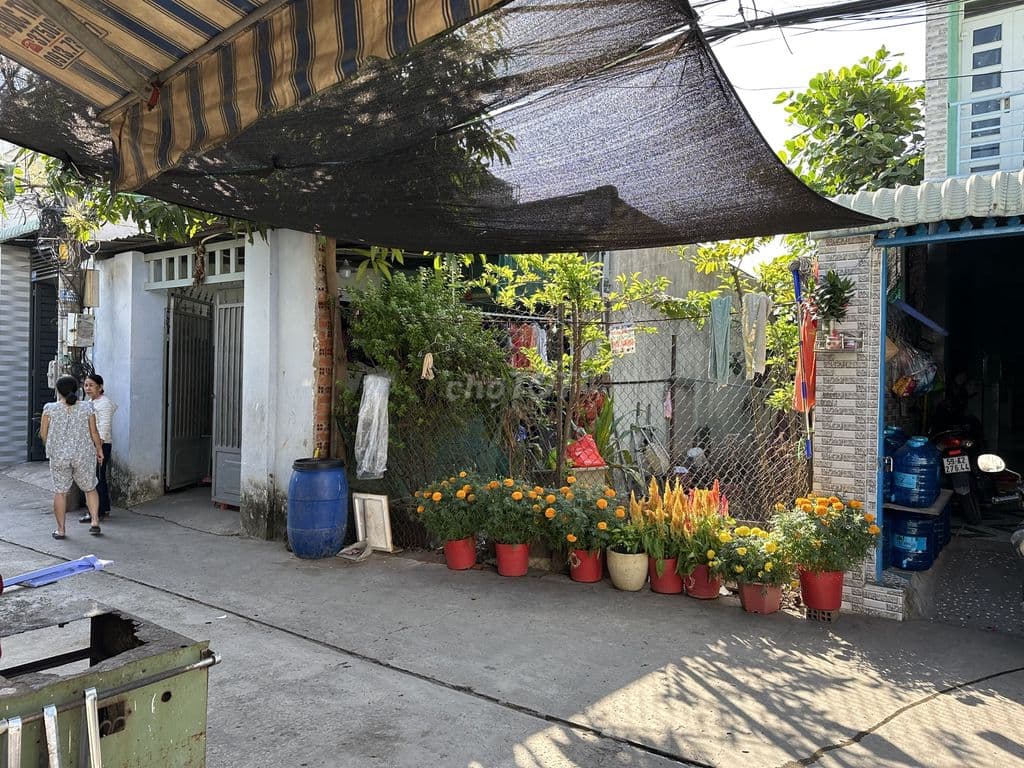 CẦN TIỀN BÁN GẤP