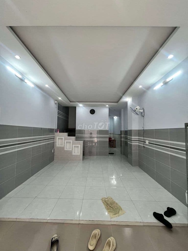 Nhà đẹp 80m²(4×20), Chỉ 4,5 Tỷ, hẽm xe hơi ,Nguyễn Văn Quá