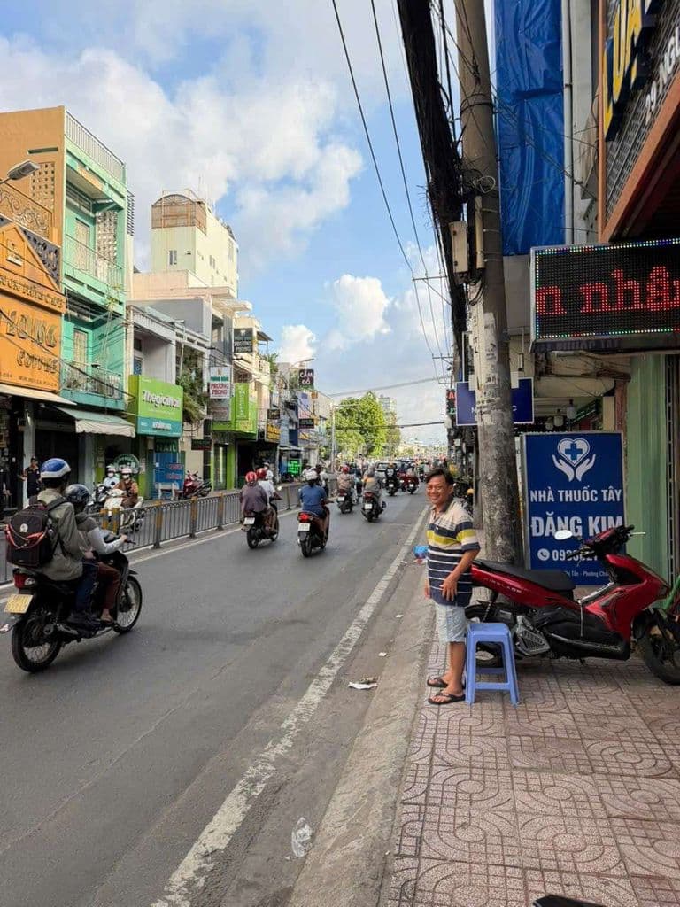 kẹt tiền bán gấp nhà mặt tiền nguyễn thị tần thuộc phường chánh hưng - Ảnh 3