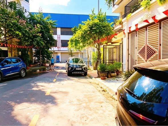 bán nhà liền kề 75m² Giang Biên giá tốt