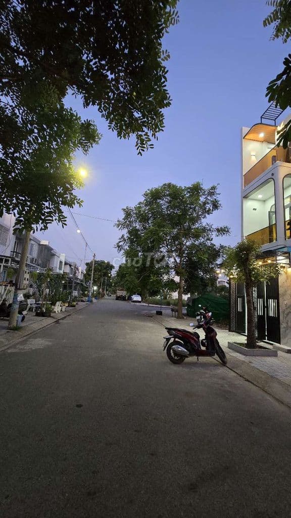 bán nhá 1 trệt 2 lầu / nguyễ văn bứa - Ảnh 3