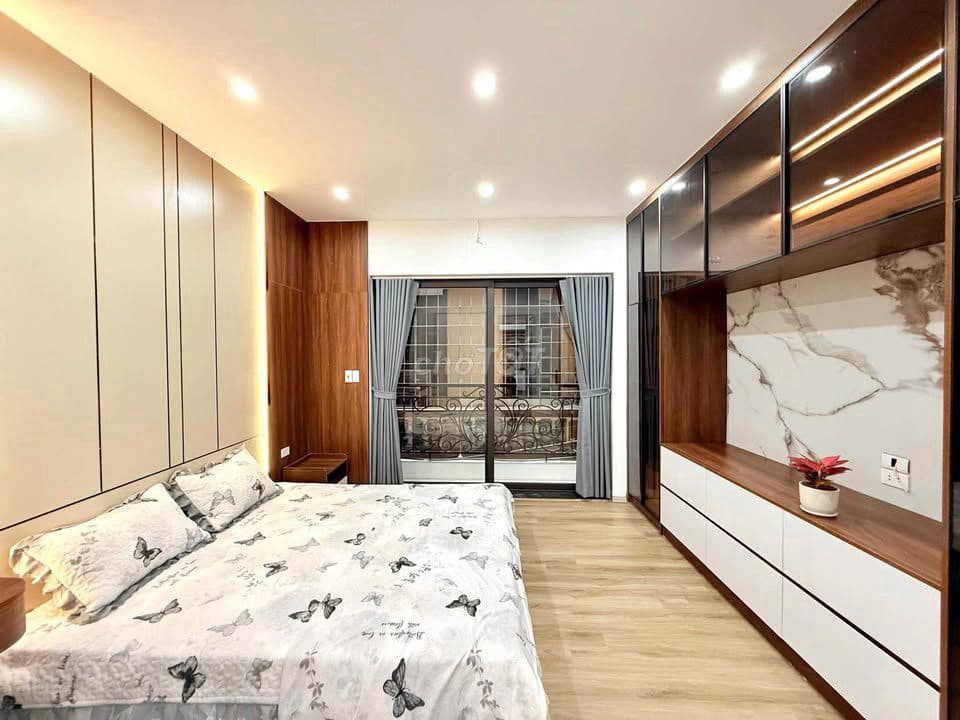 44m2 *5 Tầng thang máy 12.9 tỷ phố VƯƠNG THỪA VŨ-80m ra sân oto - Ảnh 3