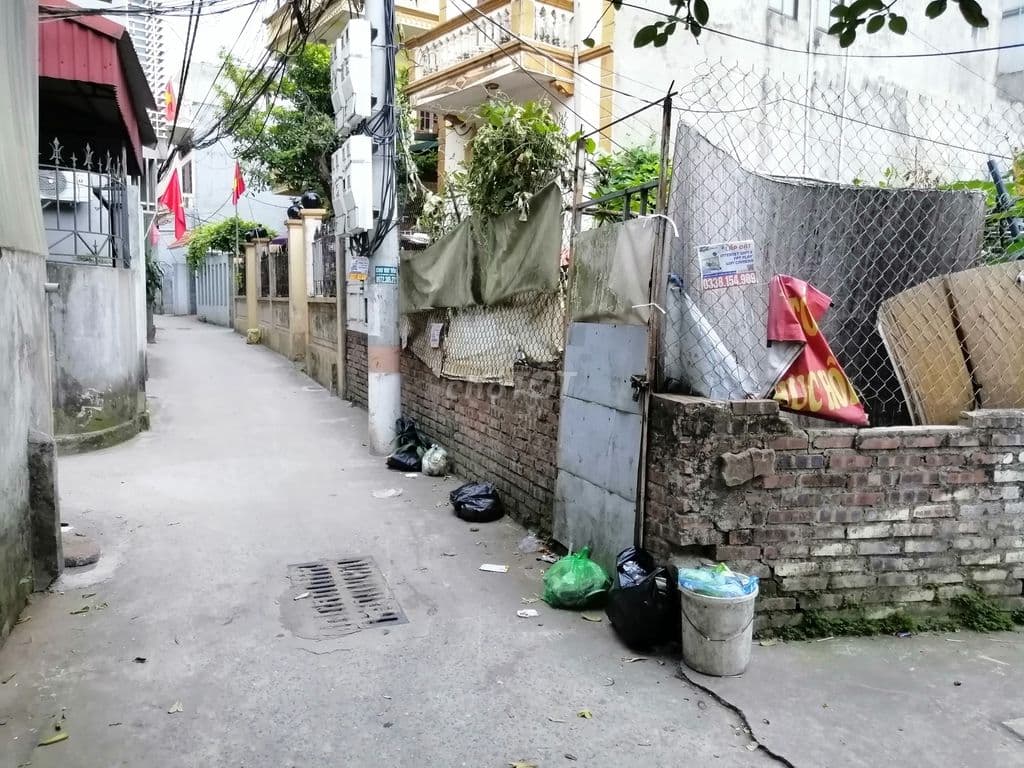 Chính chủ bán mảnh đất 65 m2 có 3 mặt giáp ngõ ra phố Thúy lĩnh - Ảnh 3