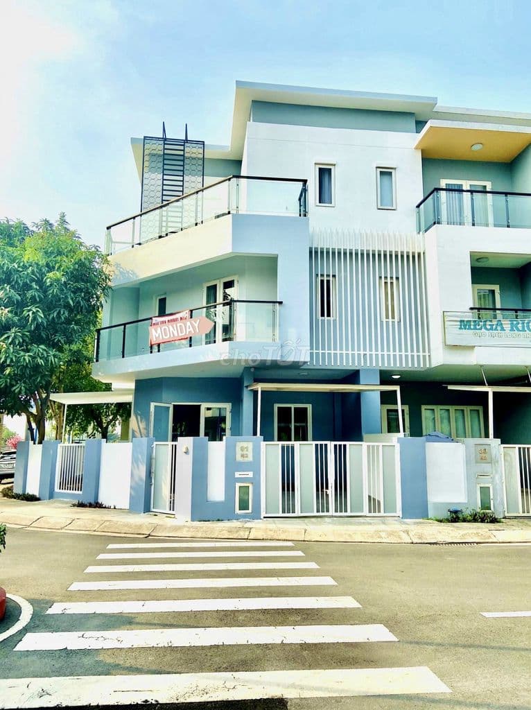 CĂN GÓC MEGA VILLAGE KHANG ĐIỀN - 9X15M - NT CƠ BẢN - SẴN HĐ THUÊ DÀI - Ảnh 2