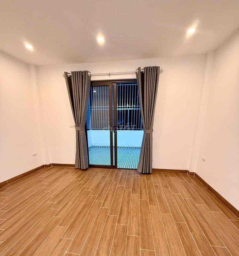 trường chinh-ngã tư sở,45m x 6 tầng thang máy,20m ra mặt phố,thoáng - Ảnh 2