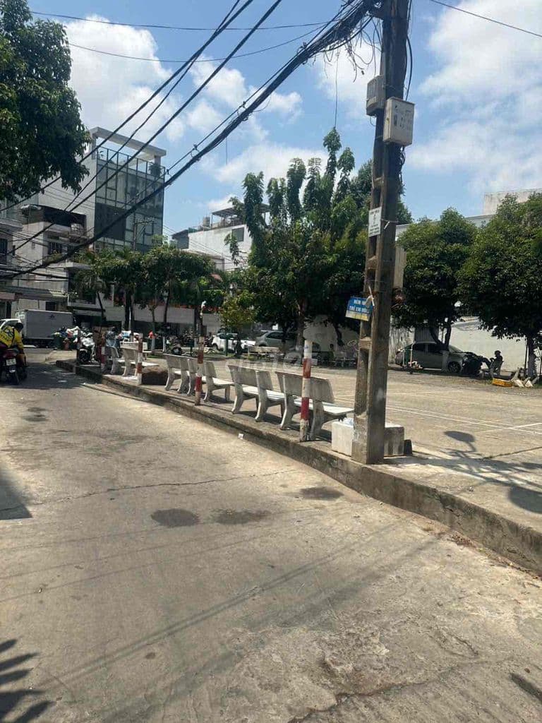 Giảm 600Tr Dòng Tiền 300Tr /Năm Sát Mặt Tiền Phan Đăng Lưu Bình Thạh