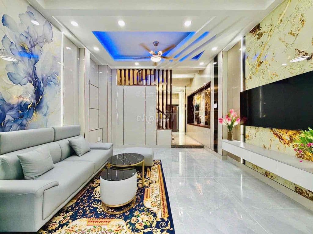 4,5*10 Nở Hậu, 2 Tầng , Hẻm Ô Tô, Ngay Emart, Phan Huy Ích, Nhỉnh 3 Tỷ