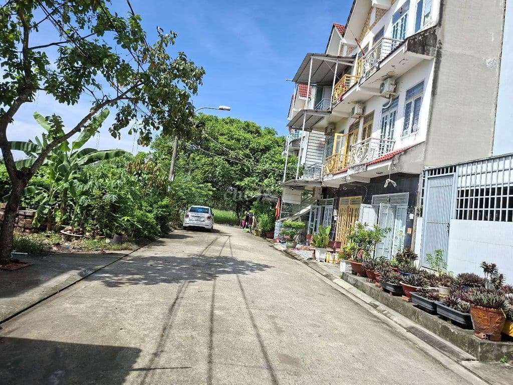 Bán nhanh đất thổ cư đường 12m Nguyễn Văn Tạo, Nhà Bè