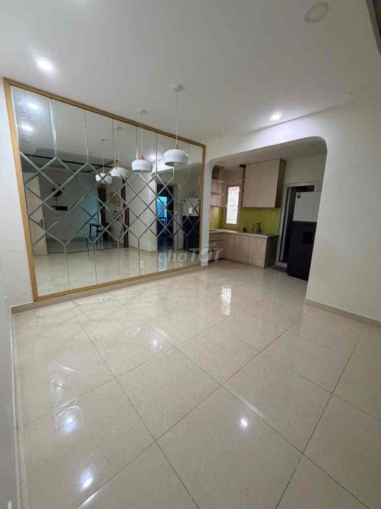 Bán căn hộ miếu nổi lầu tgap 56m 2pn 1wc nhà mới 3ty950 - Ảnh 2