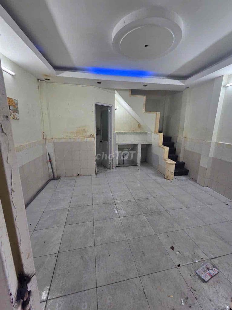 ban nha hem 30 lam van ben so hong rieng - Ảnh 3