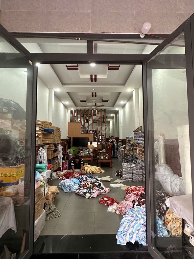 Bán nhà số 42/25 ĐS 9, 6,4 tỷ 74m2 kết cấu 1tr 2 lầu gần EON tân phú - Ảnh 2