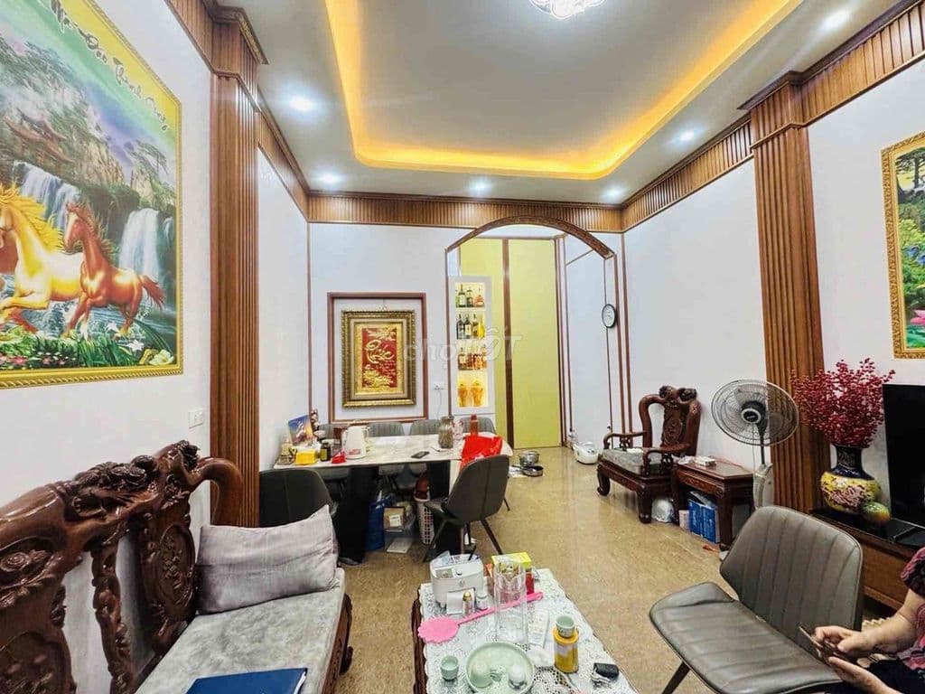 BÁN NHÀ P. LƯƠNG YÊN Q. HBT-NHÀ NGAY SÁT PHỐ- KHÔNG QH -35m2-9.2 tỷ - Ảnh 2