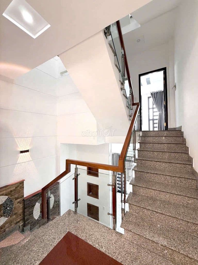 Siêu đẹp xe hơi ngủ trong nhà nguyễn ảnh thủ tô ký - Ảnh 3