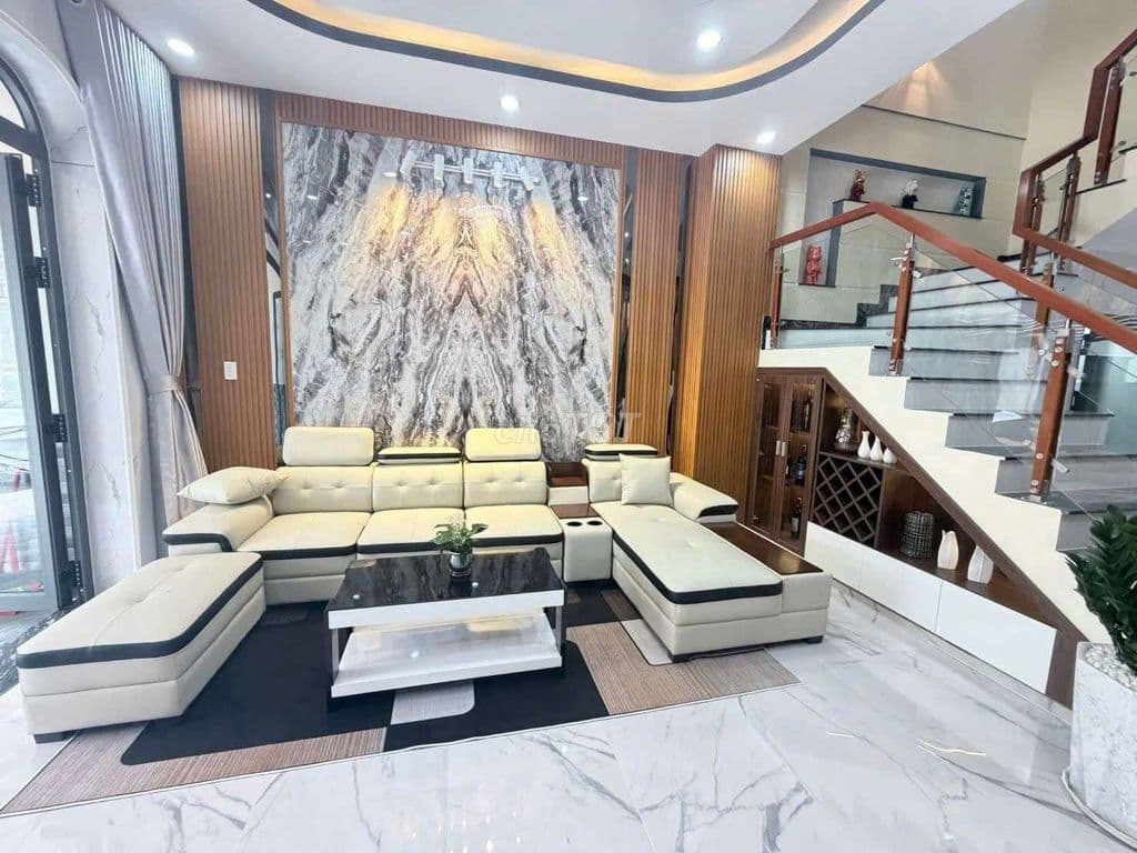 Nhà 1 Trệt 2 Lầu Đẹp Full Nội Thất, MT Nhựa 8m Thông 1/50m Lê Thị Hà - Ảnh 3