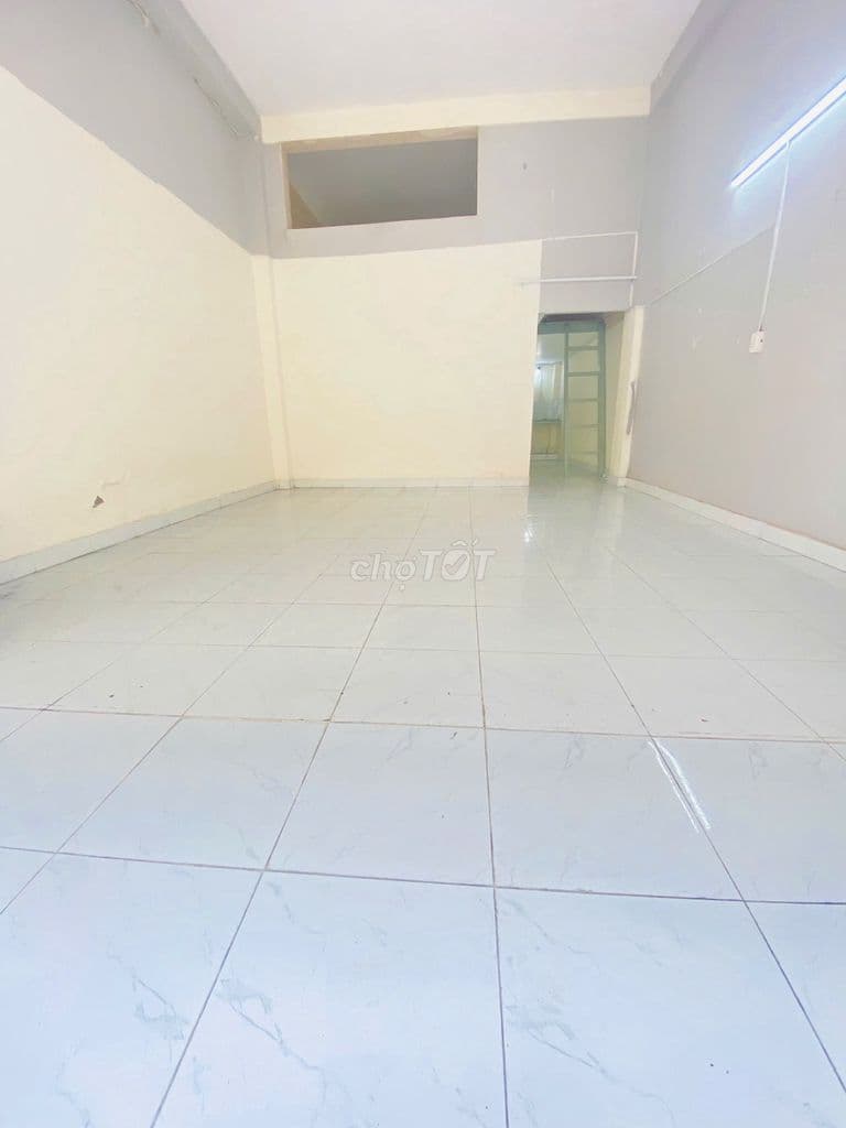 Mặt bằng vừa ở, vừa kinh doanh tại 504/58 Kinh Dương Vương - Ảnh 3