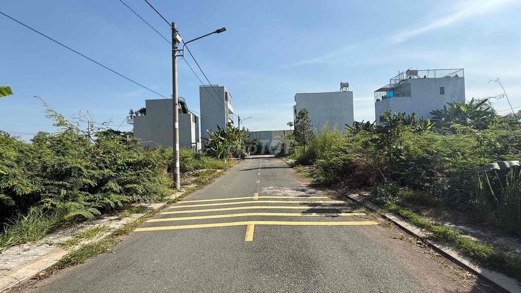 NỀN ĐẤT KDC ĐẢO KIM CƯƠNG - 3.35 Tỷ/56M2 Lô Sạch - Ảnh 2