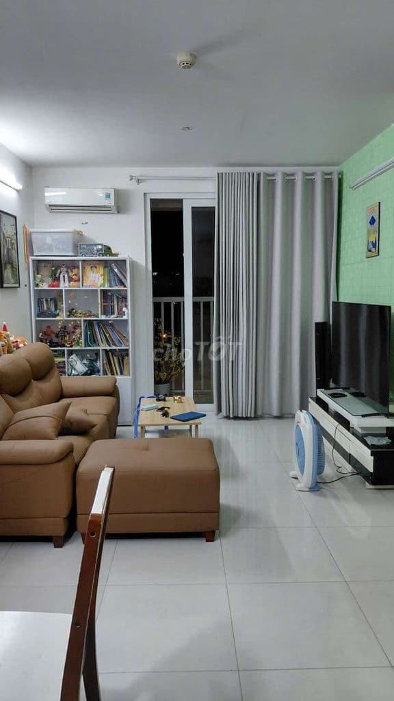 Căn hộ sổ hồng chính chủ bán - Ảnh 2