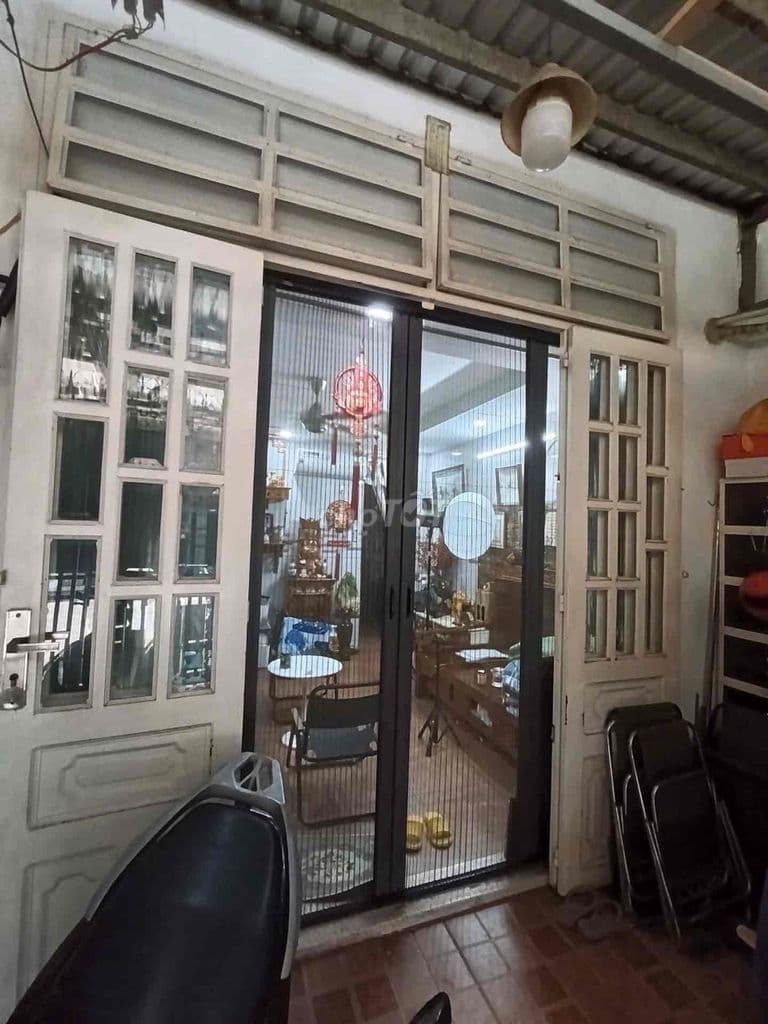 HẺM 4M - 52M2- 2 TỶ 8 - HÀNG NGỘP BANK