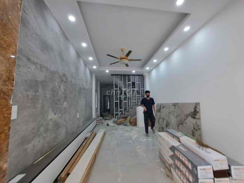 Dưới 7 tỷ có nhà mới Đông Mỹ-Oto đỗ cổng-NT cao cấp-51m*5T;MT4m;5N - Ảnh 3