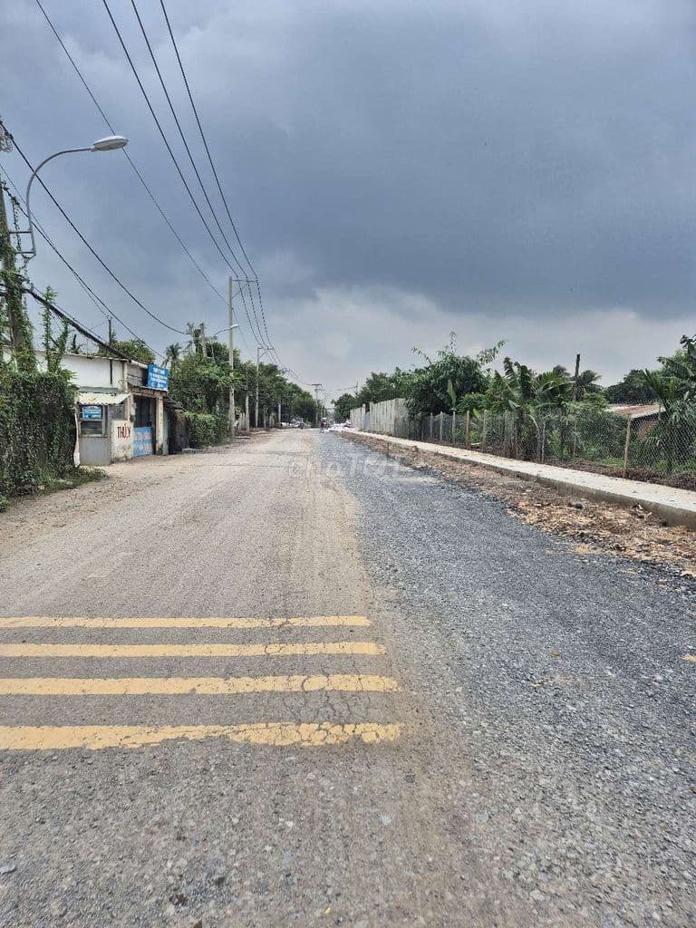 Bán 1850m đất Mặt Tiền Nhị Bình 15, đã xây hàng xào và san lấp ok