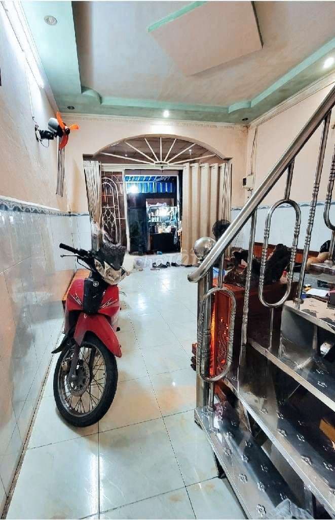 Bán nhà mặt tiền đỗ hành – xe tải thông –trung mỹ tây-quận 12-53m2-2t