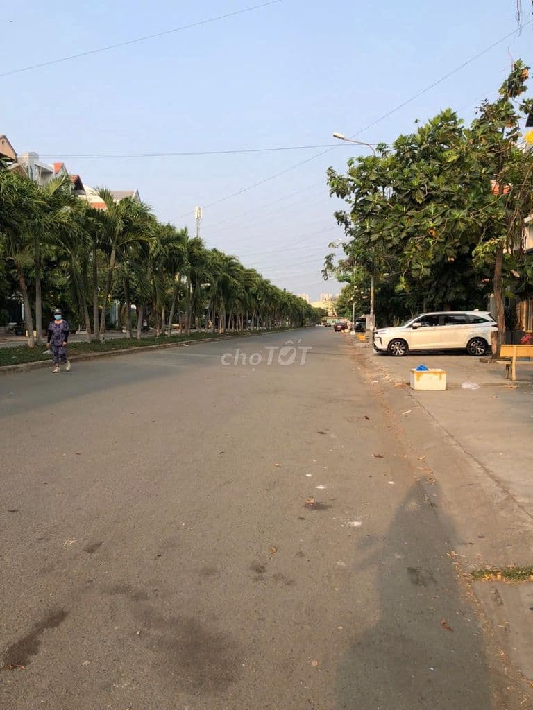 Đất biệt thự 6x25m, mặt tiền Trần Thị Ngôi, P.4, Q.8