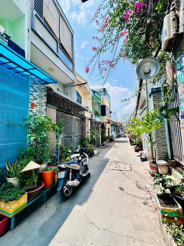 NHÀ PHỐ 2 TẦNG Q.8, NGANG 4M HIẾM CÓ, SÁT PARC MALL. 5p-Q.1. 6,6ty