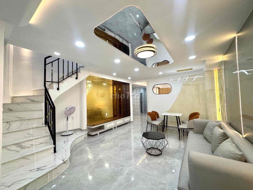 HẺM OTO đường Nguyễn Hữu Cảnh - 3Tầng (4 x 13) sân thượng View Đẹp - Ảnh 3
