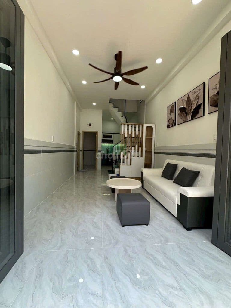 Hưng Phú Quận 8 - sát Cầu Chữ Y - Ngang 4.8m nở hậu -3Pn (có Pn Trệt)