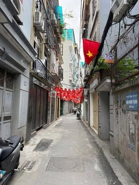 bán nhà phố Chùa Quỳnh 27.8m2 mặt tiền rộng