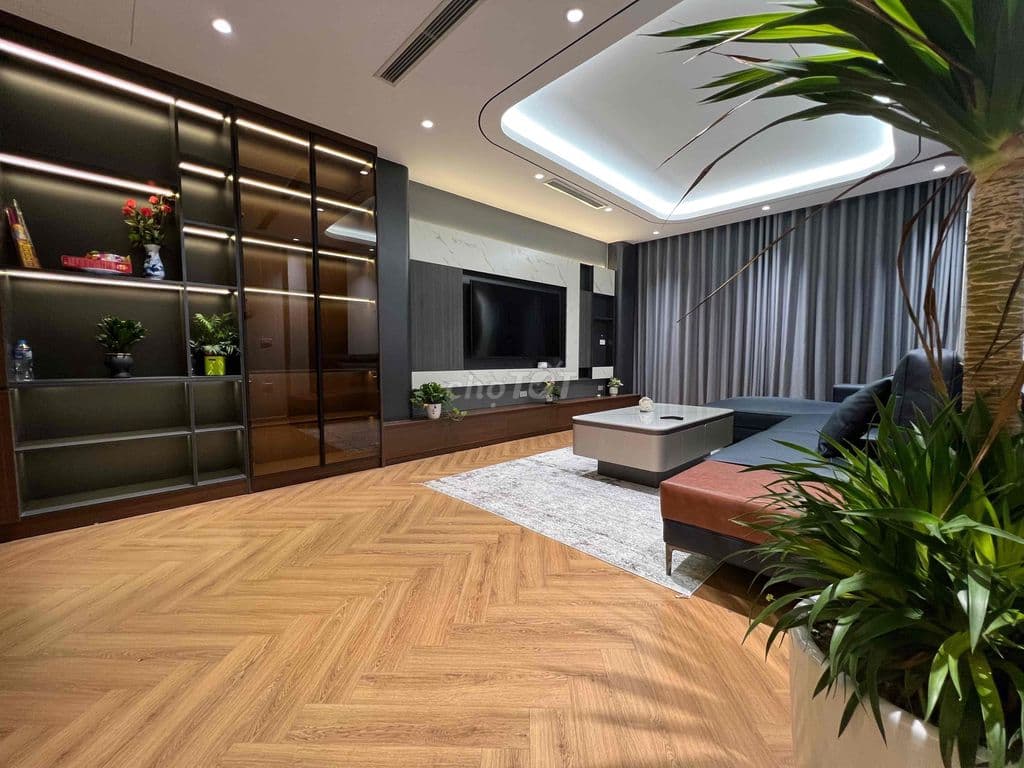 🔥 CHỈ HƠN 12 TỶ - CÓ NGAY NHÀ 7 TẦNG THANG MÁY TẠI AEON LONG BIÊN