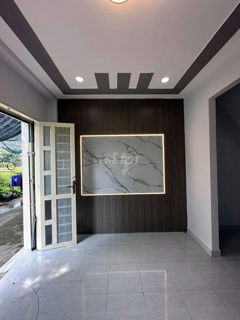 NHÀ GẦN NGÃ BA GIỒNG HÓC MÔN GIÁ 435TR 33,8M2 - Ảnh 2