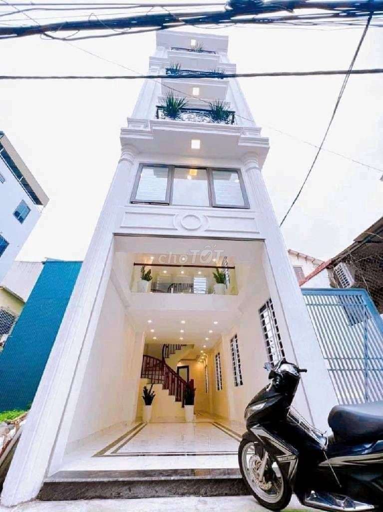 BÁN NHÀ GẦN TIME CITY 46 M X 5 TẦNG X GIÁ HƠN 8 TỈ