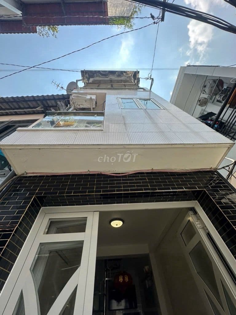 Nhà 3 Tầng, 3PN, Điện Biên Phủ, Gần HXH, Thiết kế gọn, Căn góc, SHR